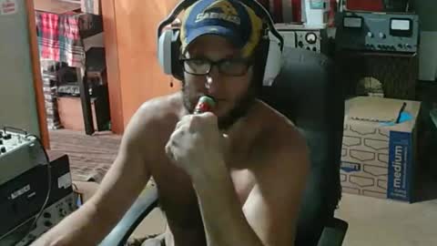 Snapshot of randalltotazz chatting on June 3, 2026, 8:47 pm Randall online show from June 3, 2026, 8:47 pm