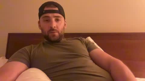randomdude5950 online show from July 15, 2026, 2:17 am
