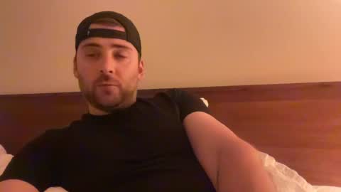 randomdude5950 online show from July 27, 2026, 1:34 am