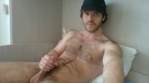 randomguy_42 online show from May 27, 2026, 10:01 am