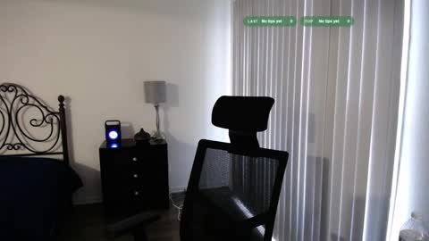 randomink3 online show from April 8, 2026, 12:10 am