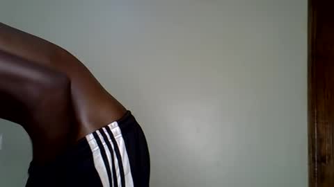 Snapshot of randy_ebony chatting on June 6, 2026, 12:54 pm randy_ebony online show from June 6, 2026, 12:54 pm