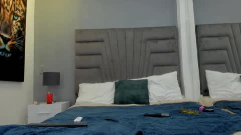 Raphael Nyon online show from February 1, 2026, 4:00 am