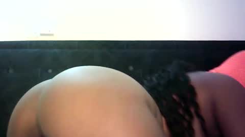 Snapshot of rara_molly chatting on June 29, 2026, 12:05 pm rara_molly online show from June 29, 2026, 12:05 pm