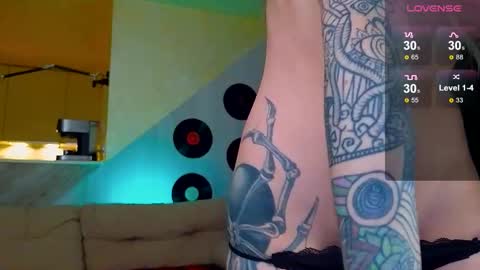 rasta_may online show from October 11, 2025, 11:47 pm