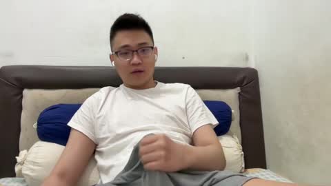 Snapshot of ratedepic17 chatting on January 9, 2025, 9:58 pm randomnaut online show from January 9, 2025, 9:58 pm