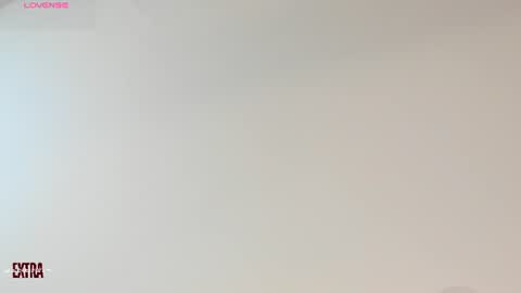 Snapshot of raven_dooll chatting on June 12, 2026, 2:27 pm Raven online show from June 12, 2026, 2:27 pm