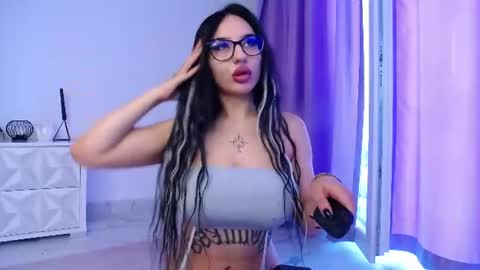 Raven Foxxy online show from June 28, 2026, 7:14 am