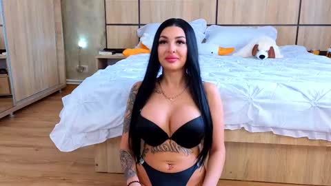 raven_inkk online show from February 19, 2026, 8:21 am