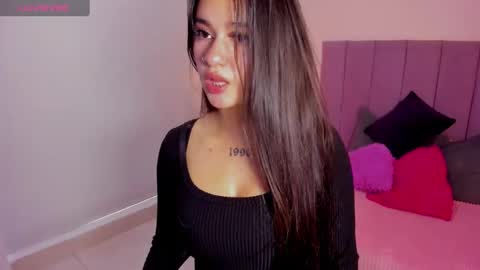 raven_loove online show from March 9, 2026, 8:24 pm