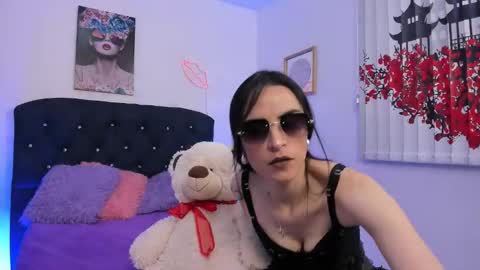 raven moon online show from February 4, 2026, 2:12 pm