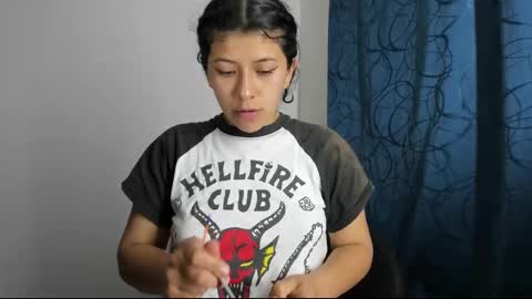 Snapshot of raven_rouge chatting on February 1, 2025, 6:10 am gata online show from February 1, 2025, 6:10 am