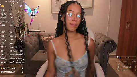 Snapshot of raven_stonee chatting on October 17, 2025, 3:20 am Raven online show from October 17, 2025, 3:20 am