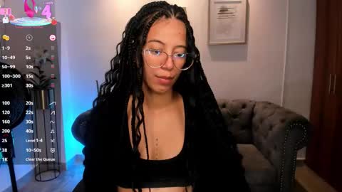 Snapshot of raven_stonee chatting on October 26, 2025, 3:34 am Raven online show from October 26, 2025, 3:34 am