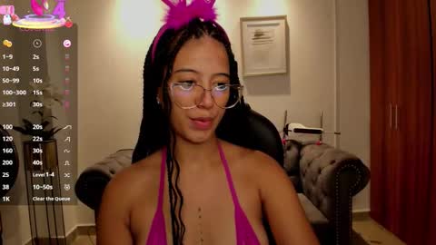 Snapshot of raven_stonee chatting on November 2, 2025, 3:20 am Raven online show from November 2, 2025, 3:20 am