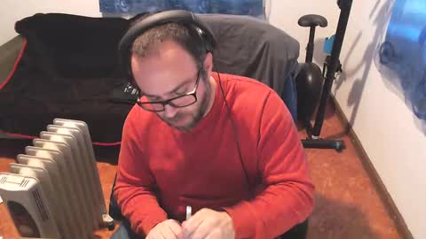 ravingr3d3 online show from February 14, 2025, 12:14 pm