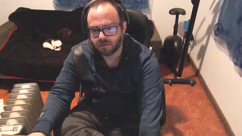 ravingr3d3 online show from February 14, 2025, 10:14 pm