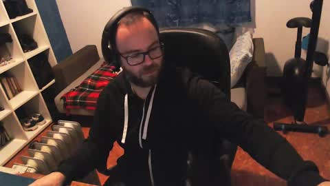 ravingr3d3 online show from February 16, 2025, 8:33 pm