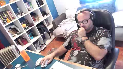 ravingr3d3 online show from October 15, 2025, 11:10 am