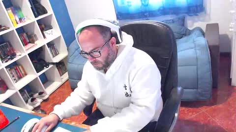 ravingr3d3 online show from January 8, 2026, 11:45 am