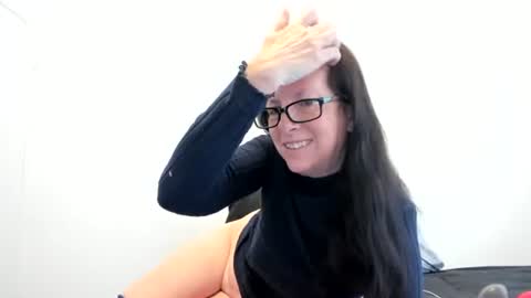 Ravishing Peach Goddess online show from February 24, 2026, 1:20 pm