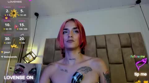 Snapshot of ravynrouge_ chatting on October 9, 2025, 3:26 am ravynrouge_ online show from October 9, 2025, 3:26 am