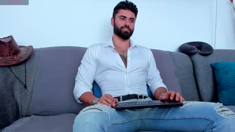 Snapshot of rawadam chatting on February 23, 2025, 10:06 am Adam online show from February 23, 2025, 10:06 am