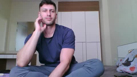 rawdr3 online show from March 20, 2026, 3:44 am