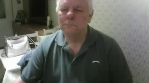 ray47 online show from September 28, 2025, 11:10 pm