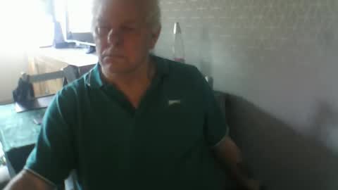 ray47 online show from November 1, 2025, 2:41 pm