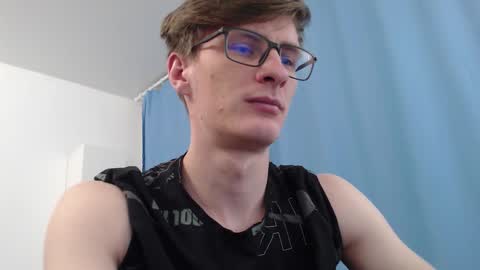 Ray Booy  online show from November 11, 2025, 4:07 pm