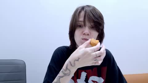 Ray-Ray online show from February 26, 2026, 12:15 pm