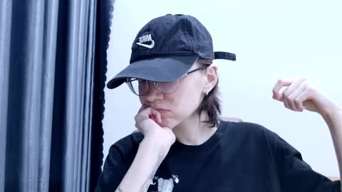 Ray-Ray online show from April 6, 2026, 12:28 pm