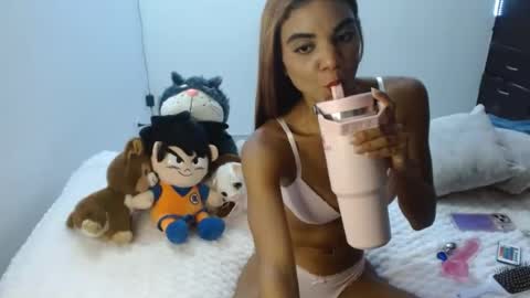 Snapshot of raya_velvet chatting on July 18, 2026, 11:19 pm raya_velvet online show from July 18, 2026, 11:19 pm
