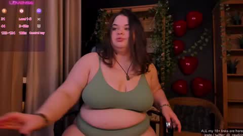 Snapshot of raydirin chatting on March 10, 2025, 12:07 am Ray online show from March 10, 2025, 12:07 am