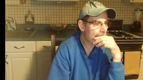 Ray online show from December 17, 2024, 10:01 am