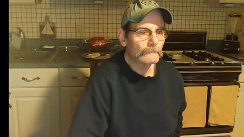 Ray online show from January 7, 2025, 9:50 am