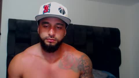 RAYMON VITALE online show from March 8, 2026, 1:03 am