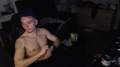 Rayzel online show from December 21, 2025, 10:28 pm