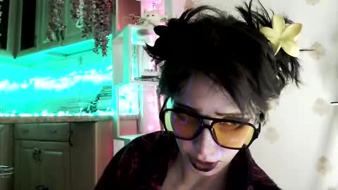  Yrriel Strife Candy-Demon Caveboy mr. Cringe   online show from November 9, 2025, 3:27 am