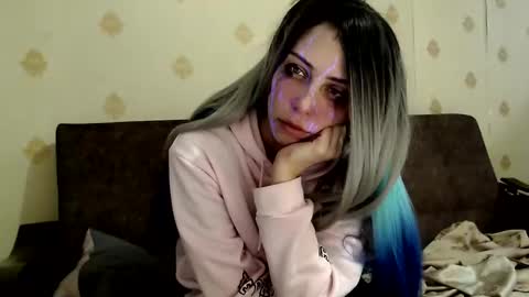  Yrriel Strife Candy-Demon Caveboy mr. Cringe   online show from November 17, 2025, 8:31 am