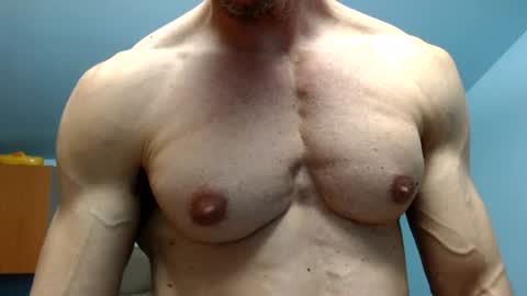 Snapshot of razorramon13 chatting on July 10, 2026, 8:44 pm razorramon13 online show from July 10, 2026, 8:44 pm