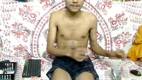 Rc leonelx online show from February 5, 2025, 6:15 pm