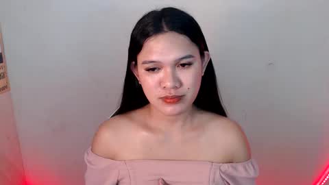 Snapshot of ready2care4youbabe chatting on May 19, 2026, 4:57 pm Beth online show from May 19, 2026, 4:57 pm