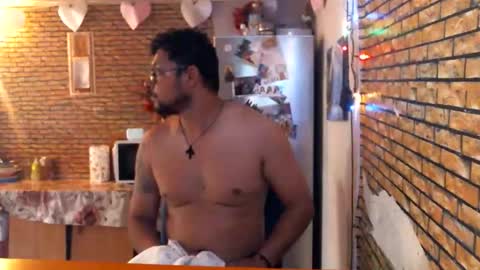 real_coupl3 online show from June 5, 2026, 12:11 pm