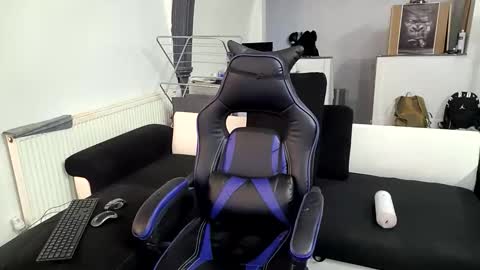 Ask me online show from September 10, 2025, 3:39 am