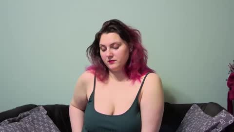 Snapshot of realsweet_goddess chatting on February 3, 2025, 3:31 am Realsweet Goddess online show from February 3, 2025, 3:31 am