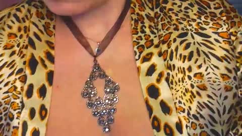 Im a little sick. Ill be back soon. online show from October 5, 2025, 3:21 pm