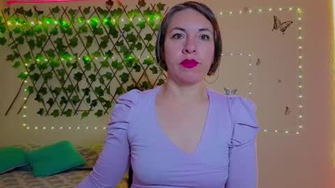 Rebbeca online show from October 23, 2025, 10:36 am