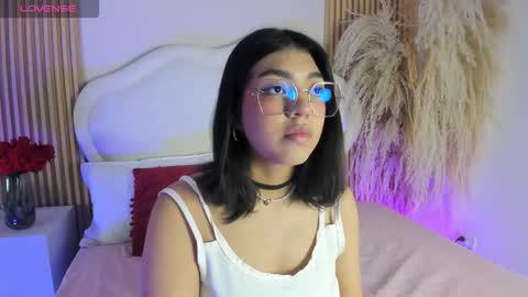 rebeca_taylor_ online show from February 15, 2026, 12:25 pm